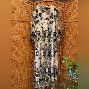 Sister Jane gorgeous, embellished gown!